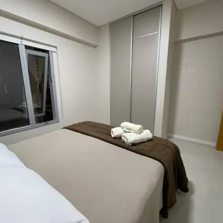 Departamento Nuevo- Piscina Techada- Climatizada - Confort Y Calidad A Metros Del Mar Puerto Madryn Exterior photo