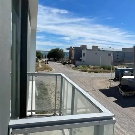 Departamento Nuevo- Piscina Techada- Climatizada - Confort Y Calidad A Metros Del Mar Puerto Madryn Exterior photo