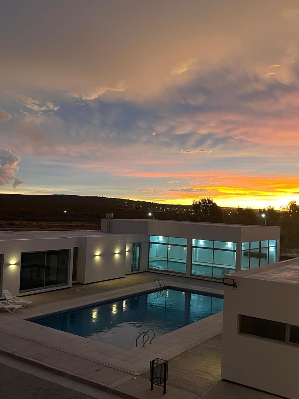 Departamento Nuevo- Piscina Techada- Climatizada - Confort Y Calidad A Metros Del Mar * Puerto Madryn