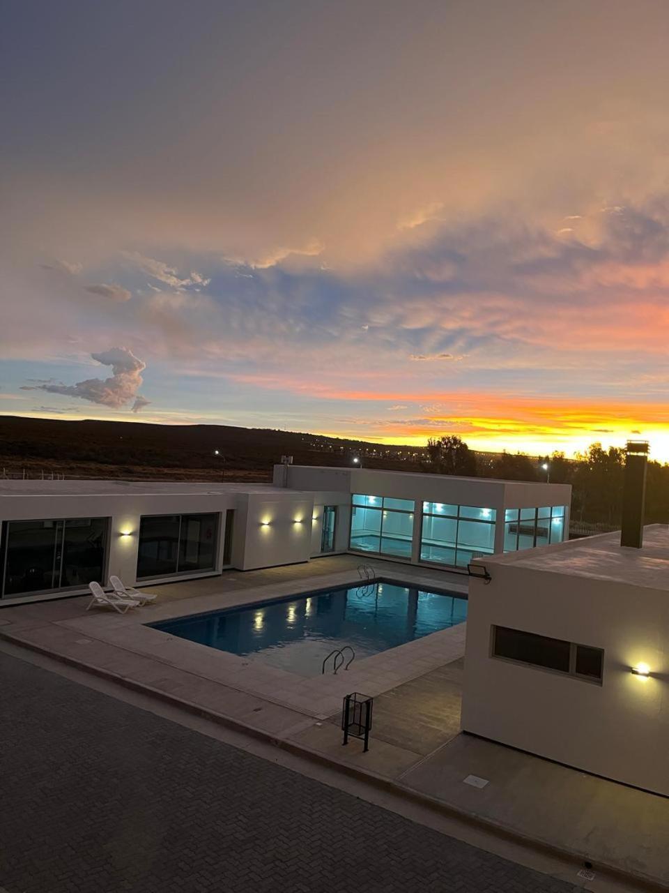 Departamento Nuevo- Piscina Techada- Climatizada - Confort Y Calidad A Metros Del Mar Apartment *