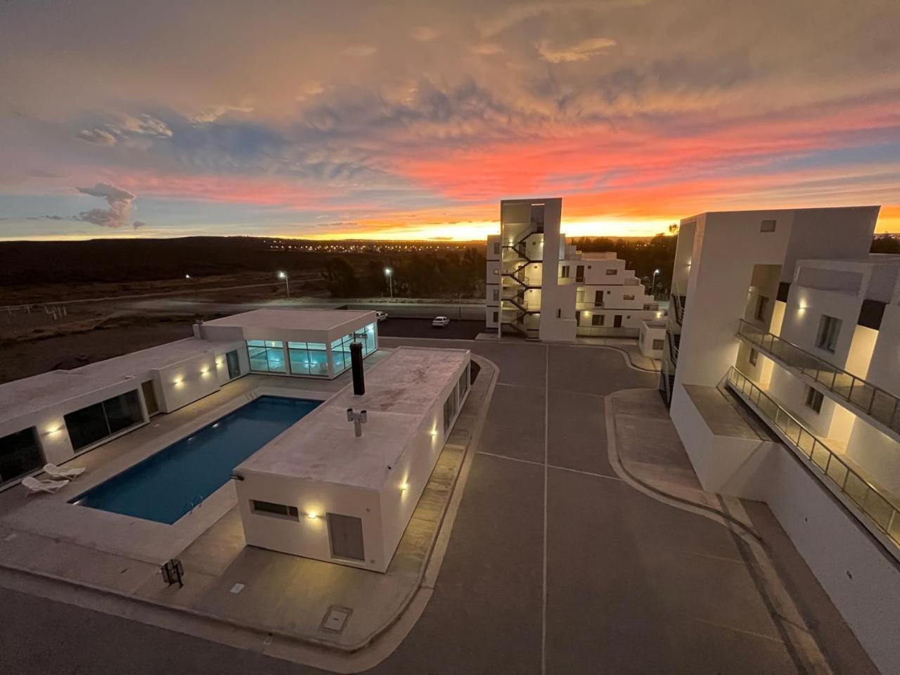 Departamento Nuevo- Piscina Techada- Climatizada - Confort Y Calidad A Metros Del Mar *